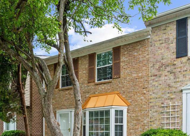 Property at 1073 Travis Ln, Gaithersburg, MD 20879, 3 beds, 3.5 baths
