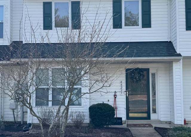 Property at 48237 Picketts Harbor Ct, Lexington Park, MD 20653, 2 beds, 1.5 baths