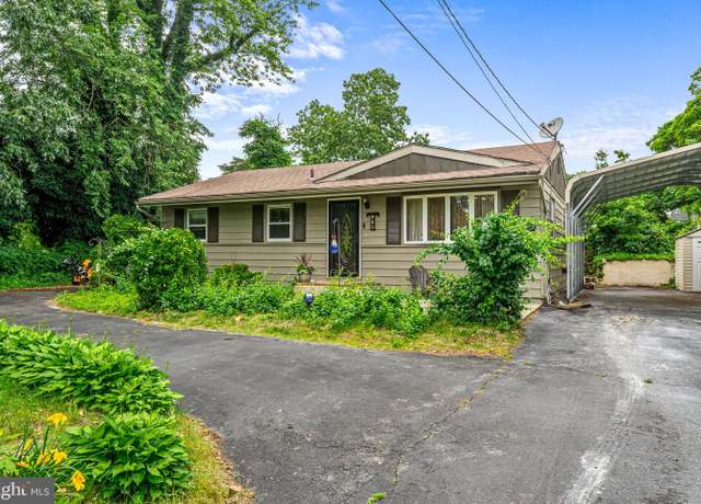 Property at 351 Poplar Rd, Mount Laurel, NJ 08054, 3 beds, 1 bath