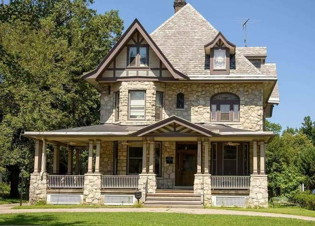 Property at 151 W Commerce St, Bridgeton, NJ 08302, 8 beds, 7 baths