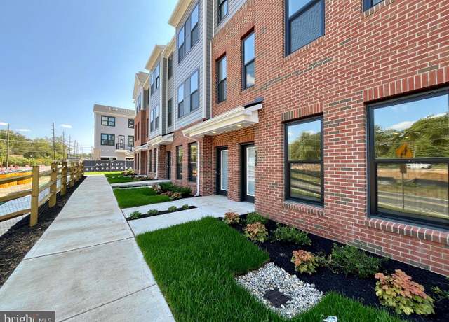 Property at 805 Shay Ct, Princeton Junction, NJ 08550, 3 beds, 2.5 baths