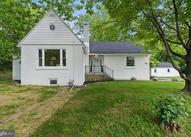 Property at 915 Fitzwatertown Rd, Glenside, PA 19038, 3 beds, 2.5 baths
