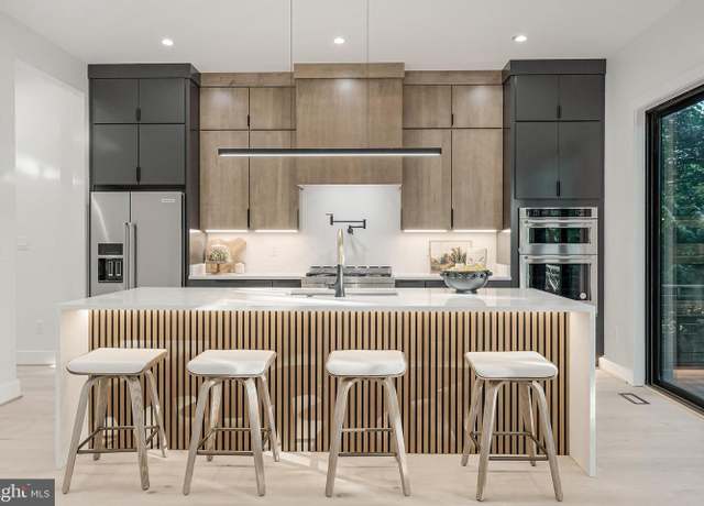 Property at 824 N Edison St, Arlington, VA 22205, 5 beds, 4.5 baths