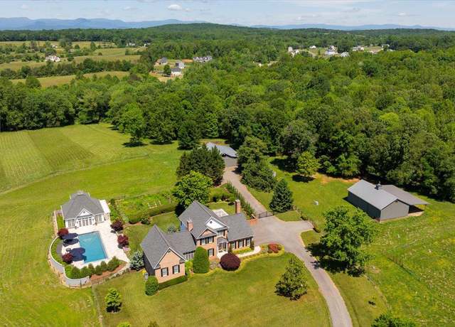 Property at 10042 Cedar Spring Ln, Culpeper, VA 22701, 4 beds, 4.5 baths