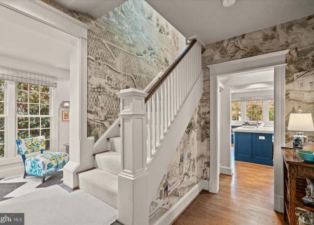 Property at 6100 Vernon Ter, Alexandria, VA 22307, 2 beds, 2.5 baths