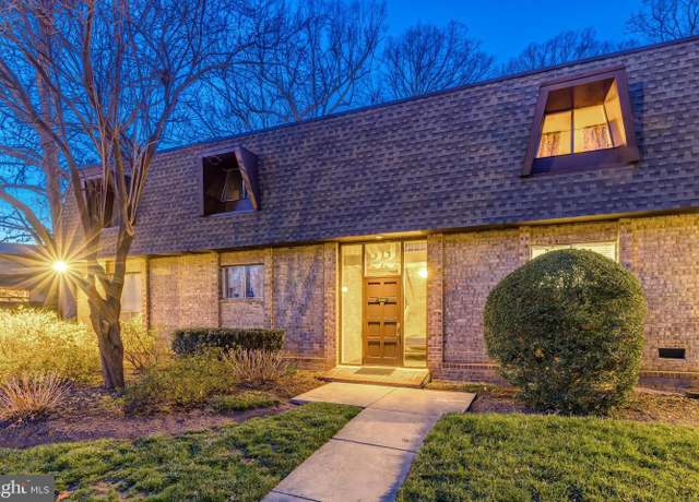 Property at 11622 Vantage Hill Rd Unit 12B, Reston, VA 20190, 2 beds, 2 baths