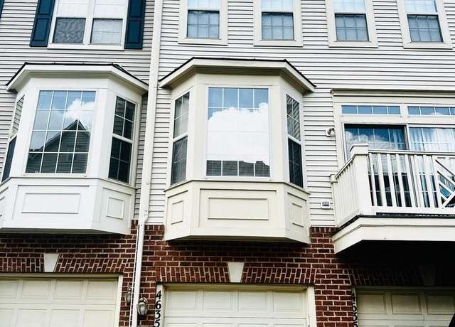 Property at 46357 Pryor Sq, Sterling, VA 20165, 2 beds, 2 baths