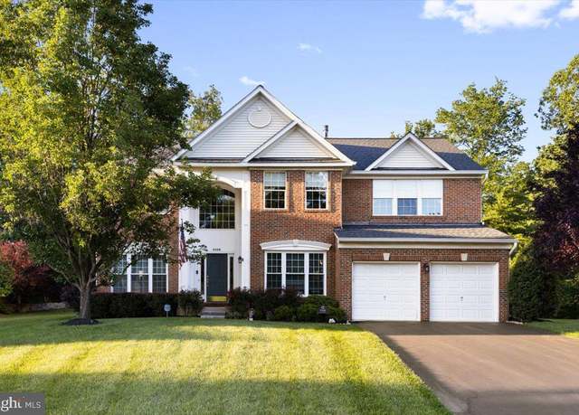 Property at 9308 Eagle Ct, Manassas Park, VA 20111, 4 beds, 3.5 baths