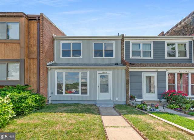 Property at 10779 Primrose Ct, Manassas, VA 20109, 3 beds, 2.5 baths