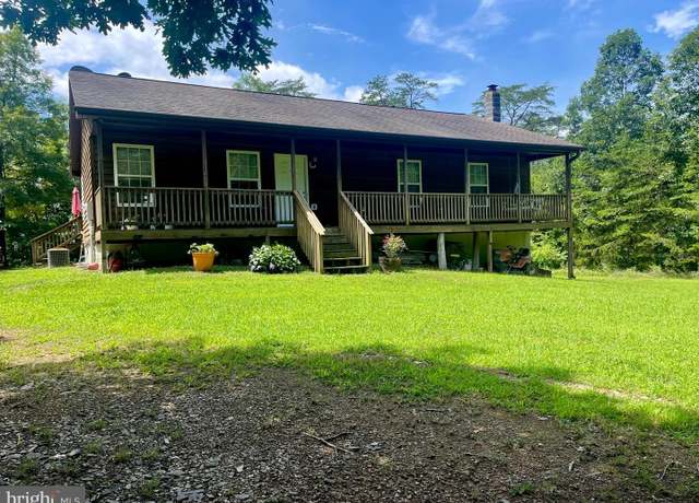 Property at 420 Walter Ln, Fort Valley, VA 22652, 3 beds, 3 baths