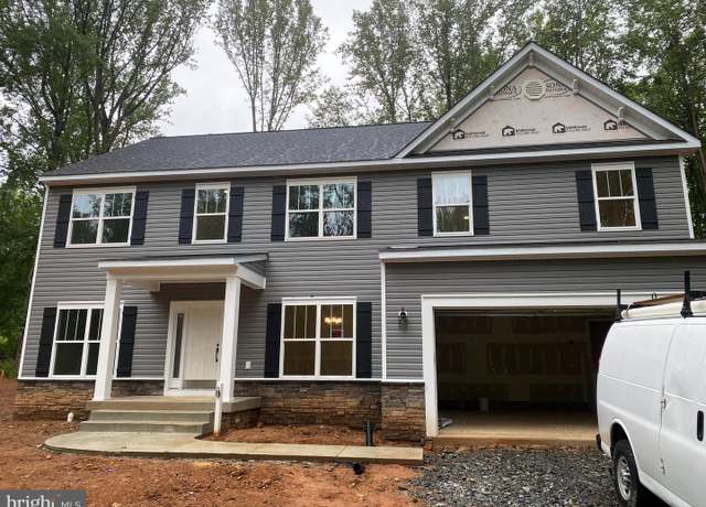 Property at 3 Rosedale Dr, Stafford, VA 22556, 4 beds, 3.5 baths