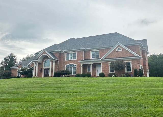 Property at 12713 Greenbriar Rd, Potomac, MD 20854, 9 beds, 7.5 baths