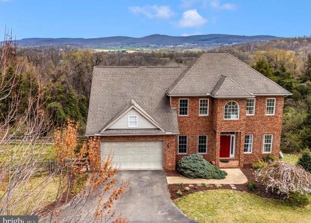 Property at 5614 Mount Briar Rd, Keedysville, MD 21756, 4 beds, 2.5 baths