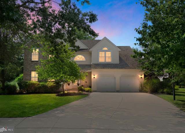 Property at 27 Saddler Dr, Medford, NJ 08055, 4 beds, 2.5 baths