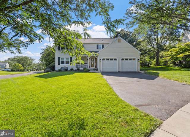 Property at 1 Parkview Ct, Newtown, PA 18940, 4 beds, 2.5 baths