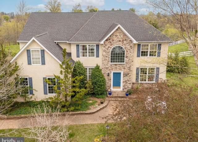 Property at 1132 Wendler Cir, Pottstown, PA 19465, 4 beds, 3.5 baths