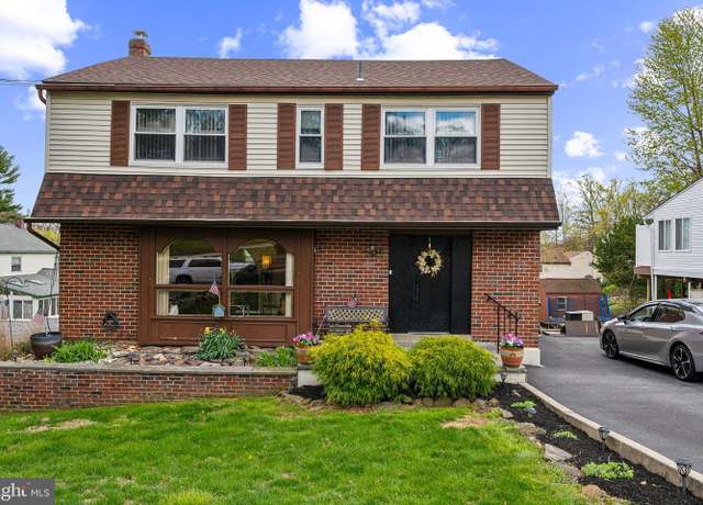 Property at 57 Woodlawn Ave, Broomall, PA 19008, 4 beds, 2.5 baths