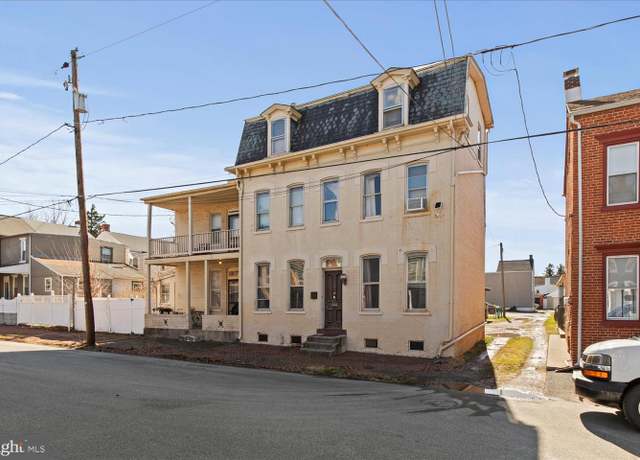 Property at 644 Chestnut St, Columbia, PA 17512, 5 beds, 1 bath
