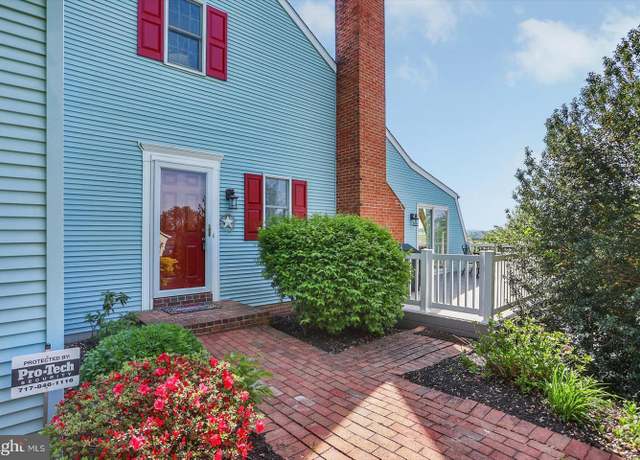 Property at 100 Carriage Hill Ln #100, York, PA 17406, 3 beds, 3 baths