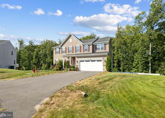 Property at 5103 Mulberry Dr, Fredericksburg, VA 22407, 4 beds, 3.5 baths