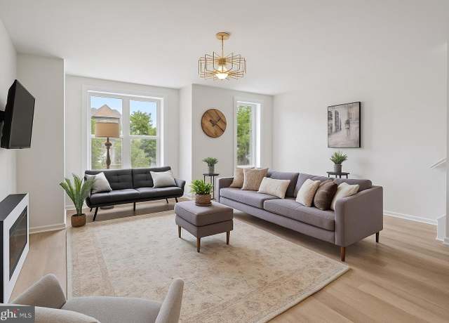 Property at 1307 Fairmont St NW #2, Washington, DC 20009, 3 beds, 2 baths