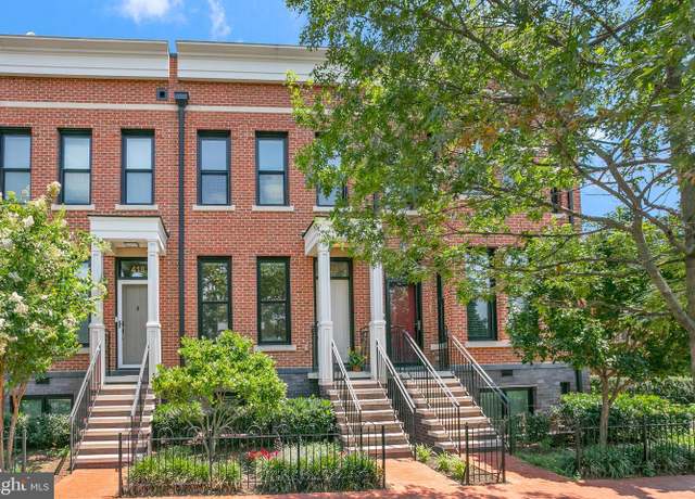 Property at 420 13th St SE, Washington, DC 20003, 3 beds, 4.5 baths