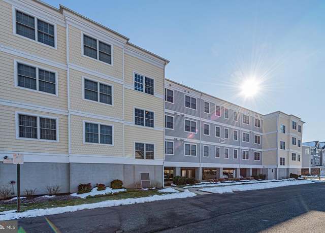 Property at 20374 Blue Point Dr #3203, Rehoboth Beach, DE 19971, 4 beds, 3.5 baths