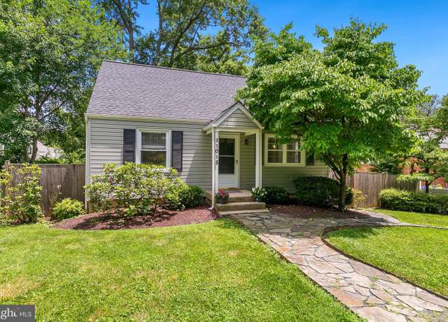 Property at 11015 Glueck Ln, Kensington, MD 20895, 3 beds, 2 baths