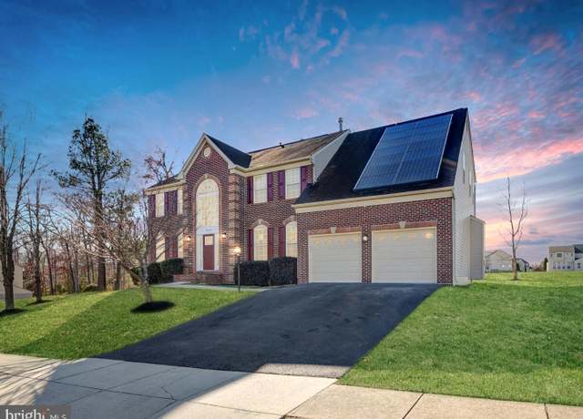 Property at 11207 Glissade Dr, Clinton, MD 20735, 7 beds, 4.5 baths