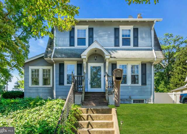 Property at 235 Maple Ave, Delanco, NJ 08075, 4 beds, 1.5 baths