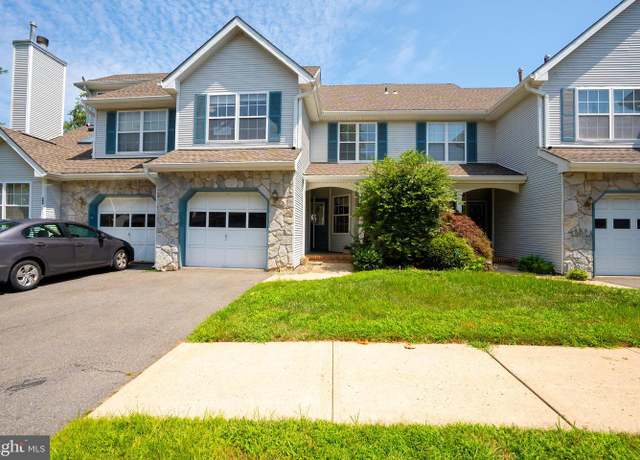 Property at 91 Heather Ct, Monmouth Junction, NJ 08852, 3 beds, 2.5 baths