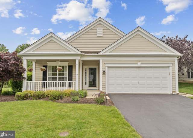 Property at 327 Astilbe Dr, Kennett Square, PA 19348, 2 beds, 2 baths