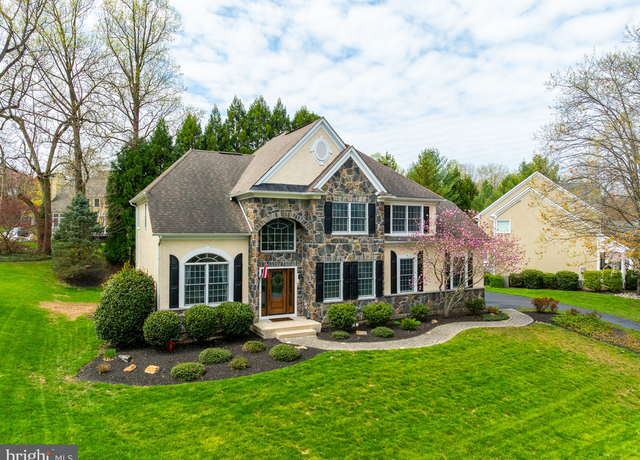 Property at 110 Saint Andrews Dr, Avondale, PA 19311, 4 beds, 3.5 baths