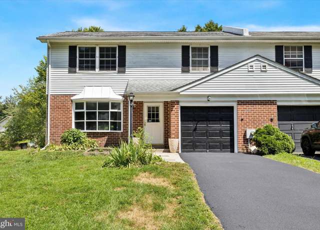 Property at 200 Llandovery Dr, Exton, PA 19341, 3 beds, 2.5 baths