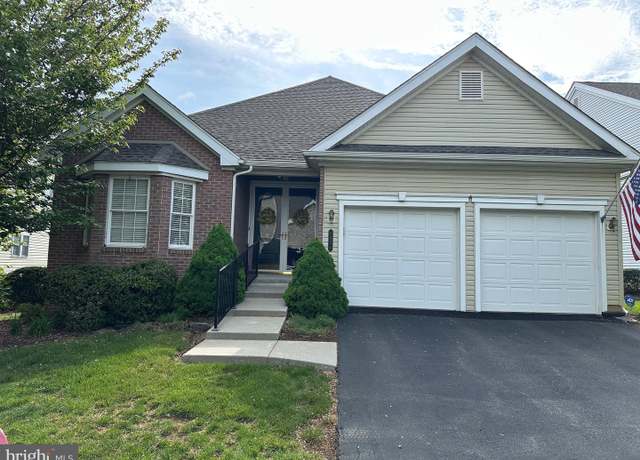 Property at 5054 Valley Stream Ln, Macungie, PA 18062, 5 beds, 3 baths
