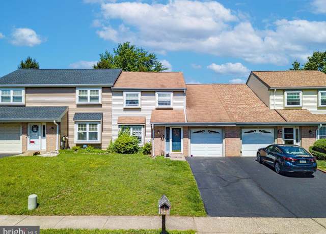 Property at 4 Beaver Hill Rd, Horsham, PA 19044, 3 beds, 2.5 baths