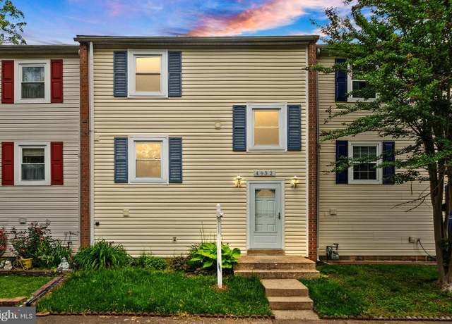 Property at 4932 Tibbitt Ln, Burke, VA 22015, 3 beds, 2.5 baths