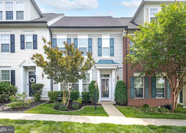 Property at 9204 Alvyn Lake Cir, Bristow, VA 20136, 3 beds, 2.5 baths
