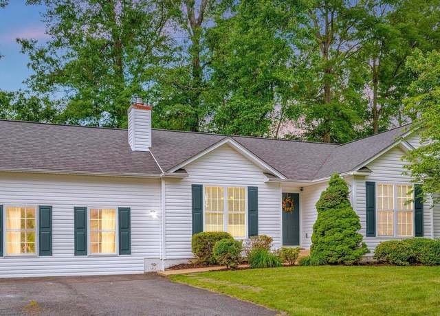 Property at 10118 New Scotland Dr, Fredericksburg, VA 22408, 3 beds, 2 baths