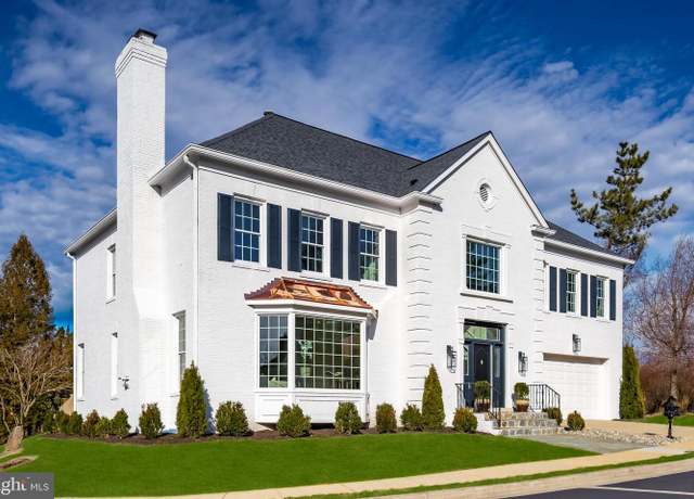 Property at 5015 Warren St NW, Washington, DC 20016, 5 beds, 6.5 baths