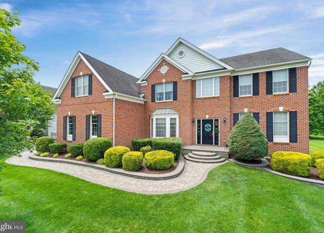 Property at 1427 Olmsted Dr, Bear, DE 19701, 5 beds, 4.5 baths