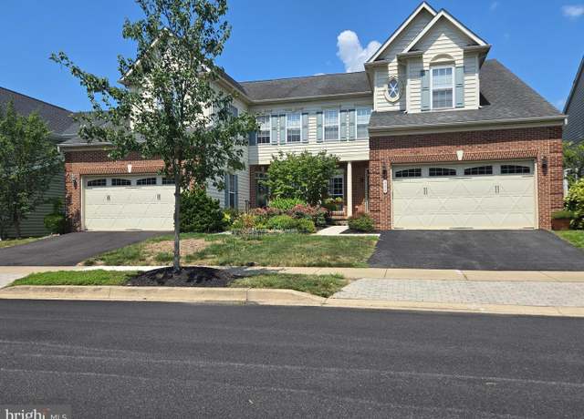 Property at 354 Sun Blvd, Bear, DE 19701, 3 beds, 3.5 baths
