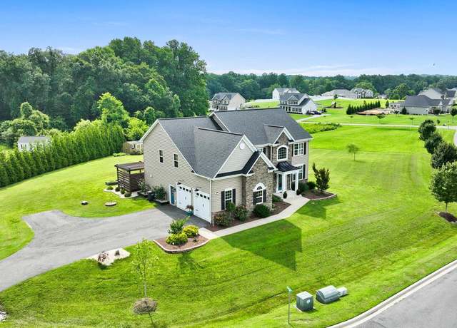 Property at 815 Summersweet Ct, Huntingtown, MD 20639, 5 beds, 3.5 baths