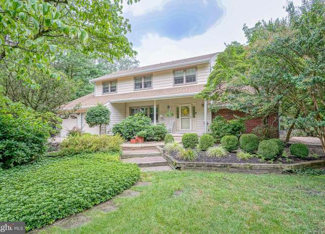 Property at 58 Mill Park Ln, Marlton, NJ 08053, 4 beds, 2.5 baths