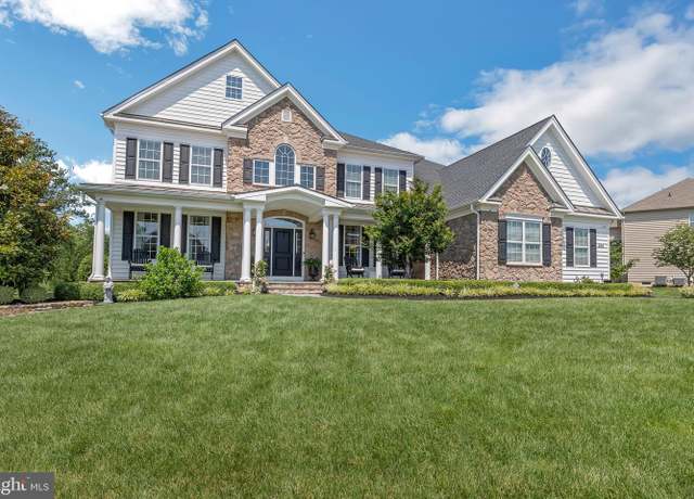 Property at 306 Rowland Ln, Line Lexington, PA 18932, 5 beds, 4.5 baths