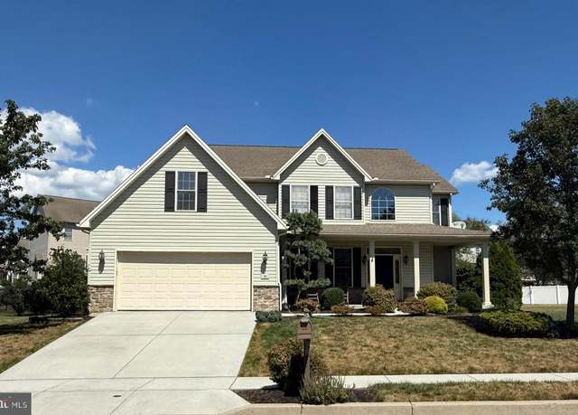 Property at 20 Stony Creek Ct, Carlisle, PA 17013, 4 beds, 2.5 baths