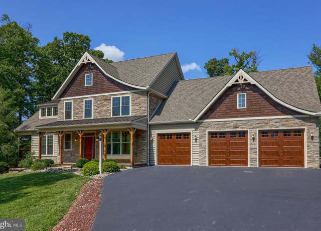 Property at 3 Joann Ln, Pequea, PA 17565, 5 beds, 4.5 baths