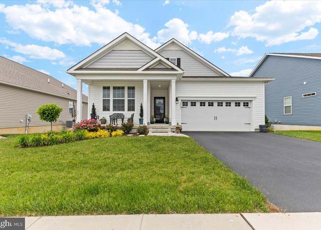 Property at 8051 Keystone Dr, Breinigsville, PA 18031, 4 beds, 3 baths