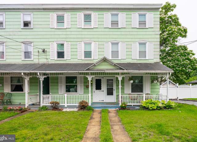 Property at 309 N 5th Ave, Royersford, PA 19468, 5 beds, 1 bath