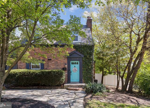 Property at 3418 8th St S, Arlington, VA 22204, 3 beds, 2.5 baths